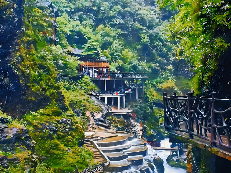 秘境里的瀑布:铜仁大峡谷